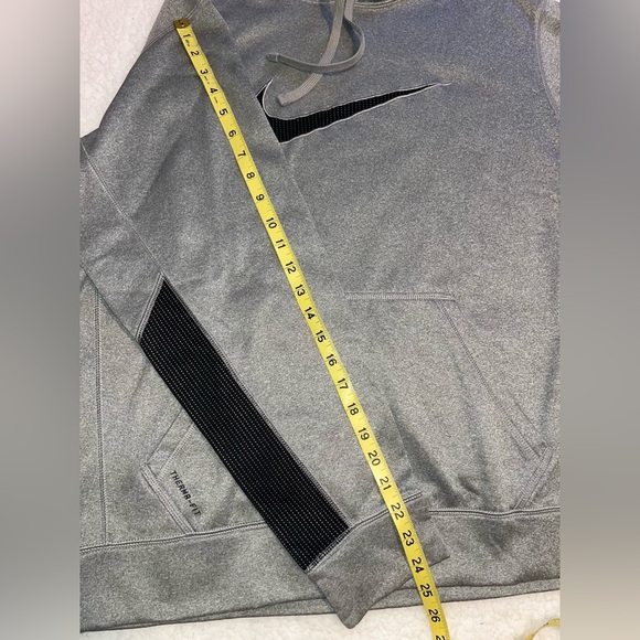 Nike Therma-Fit Pullover Hoodie Gray Black Men’s Sweatshirt Large - Picture 7 of 7